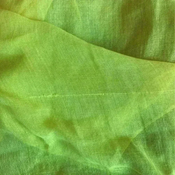 ⭐️ Yellow and white thin scarf - Picture 2 of 3